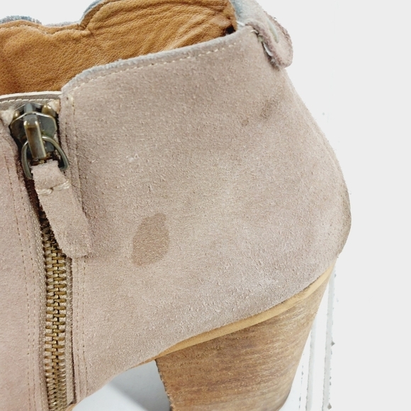 Susina Blakely Tan Suede Slip On Block Heel Ankle Boots / Booties H980 - Picture 13 of 14